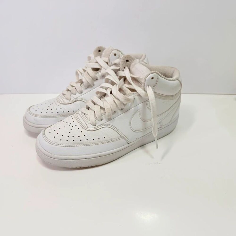 Nike court vision mid size 8